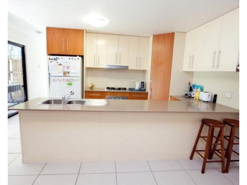 4/15 Curwen Terrace, Chermside QLD 4032