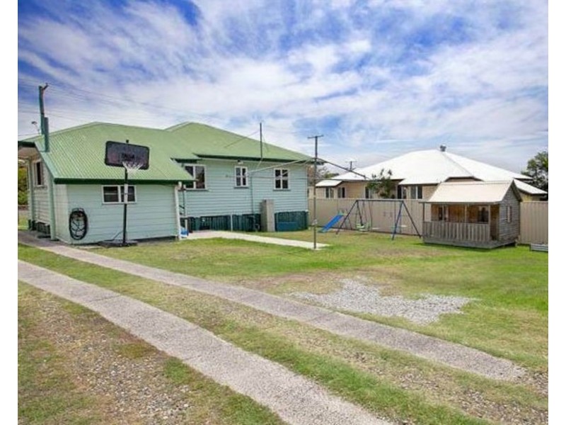 327 Hamilton Road, Chermside QLD 4032