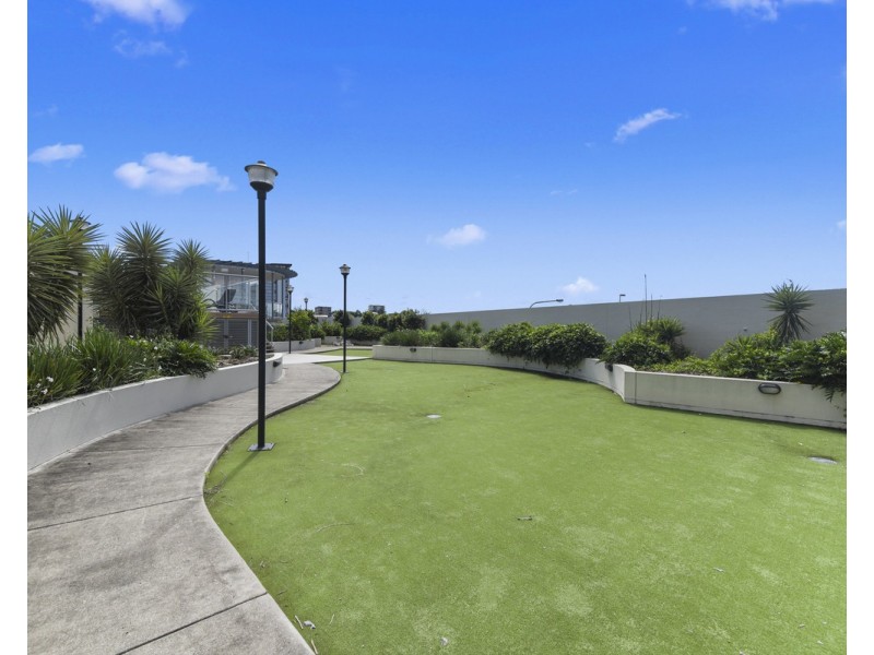 202/392 Hamilton Road, Chermside QLD 4032