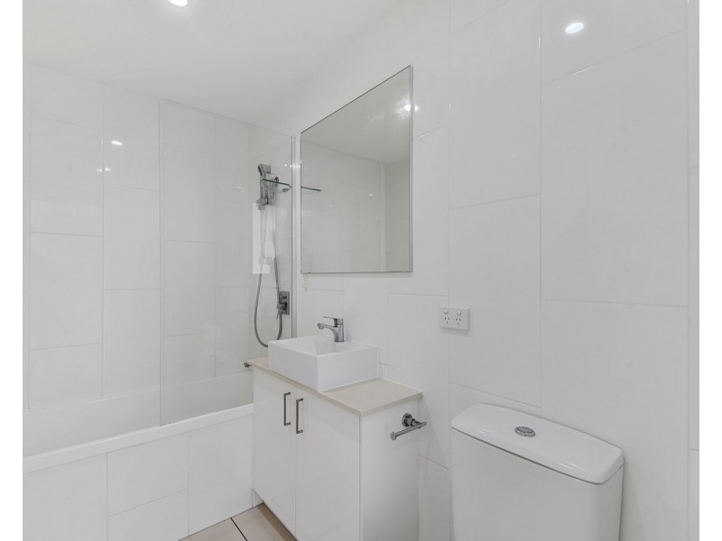 101/20 Playfield Street, Chermside QLD 4032