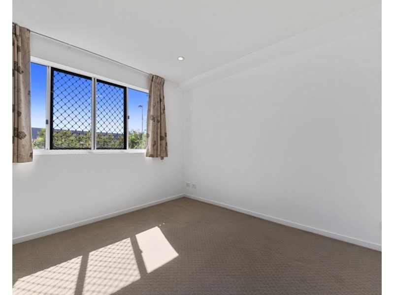 101/20 Playfield Street, Chermside QLD 4032