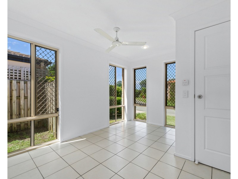18 Acacia Crescent, Kallangur QLD 4503