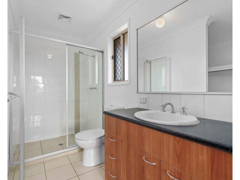 18 Acacia Crescent, Kallangur QLD 4503