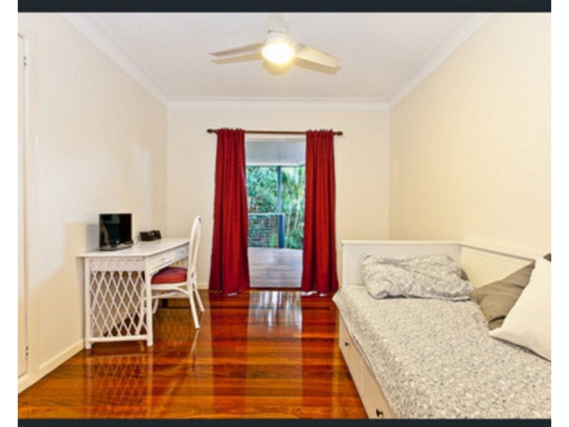 16 Glenhaven Street, Kedron QLD 4031