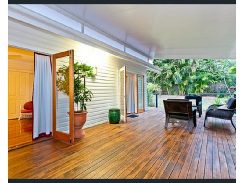 16 Glenhaven Street, Kedron QLD 4031