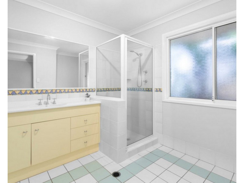 47 Ashley Road, Chermside West QLD 4032