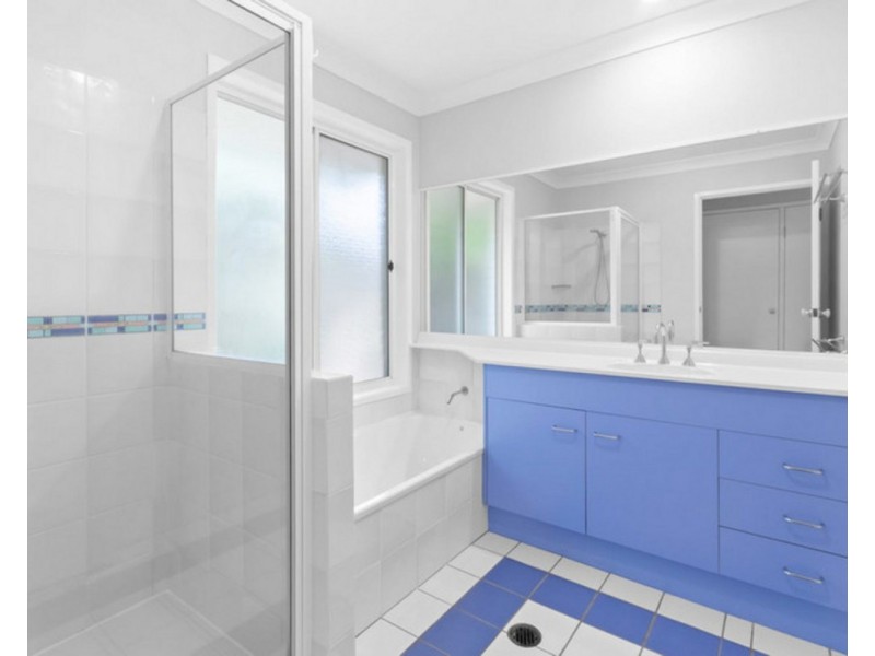 47 Ashley Road, Chermside West QLD 4032