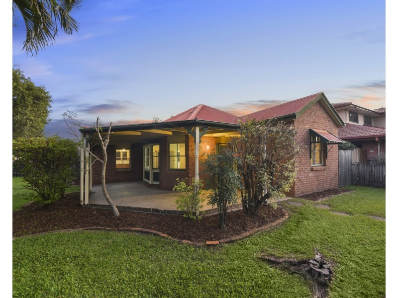 15 Desert Willow Way, Fitzgibbon QLD 4018