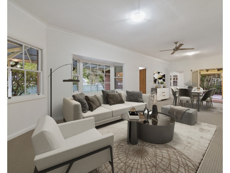 15 Desert Willow Way, Fitzgibbon QLD 4018