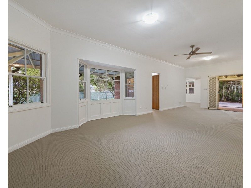 15 Desert Willow Way, Fitzgibbon QLD 4018