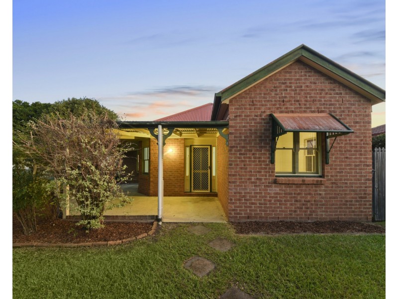 15 Desert Willow Way, Fitzgibbon QLD 4018