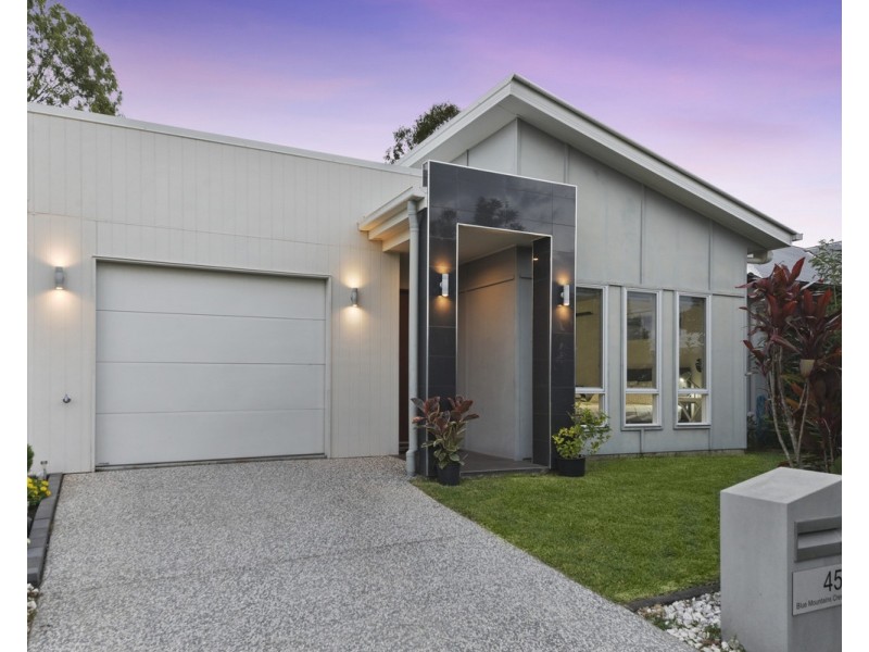 45 Blue Mountains Crescent, Fitzgibbon QLD 4018