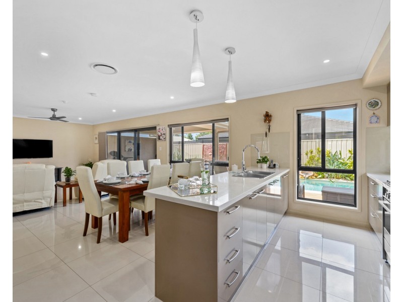 39 Pressland Street, Carseldine QLD 4034