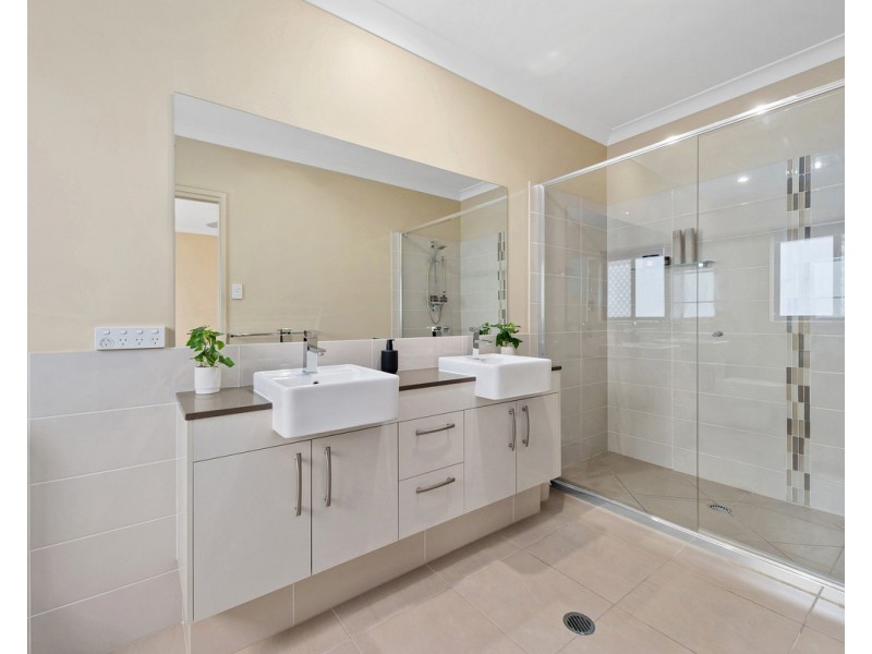 39 Pressland Street, Carseldine QLD 4034