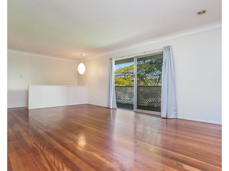 25 Sammells Drive, Chermside QLD 4032