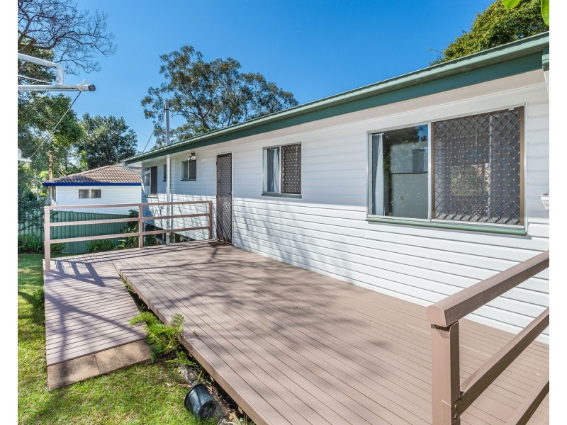 25 Sammells Drive, Chermside QLD 4032