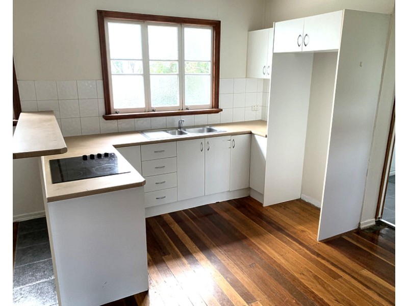 663 Rode Road, Chermside West QLD 4032