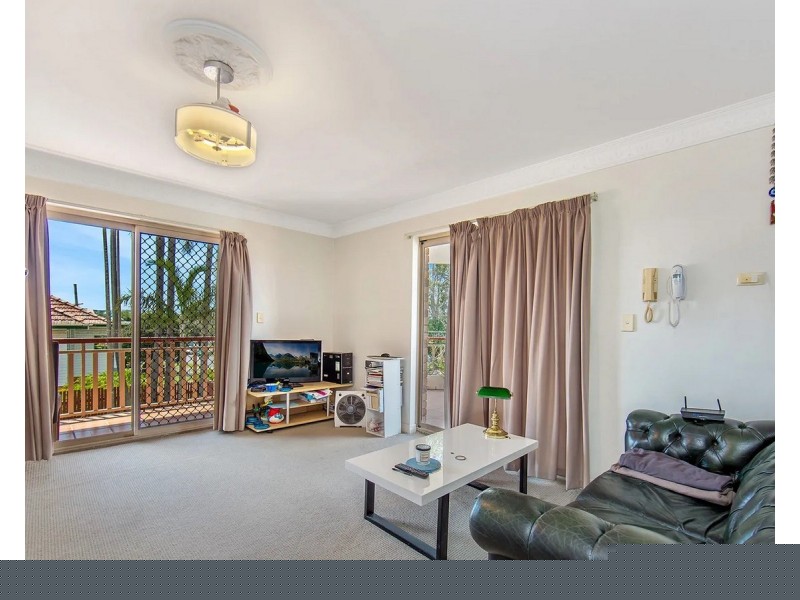 2/2 Henry Street, Chermside QLD 4032