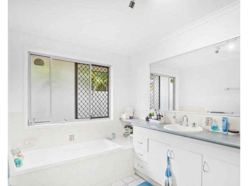 13 Beechcraft Street, Bray Park QLD 4500