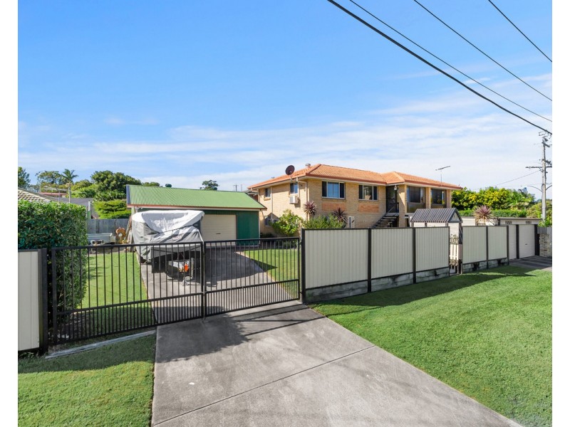 2 Camellia Street, Clontarf QLD 4019