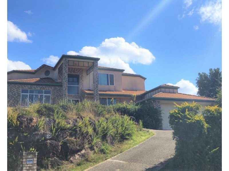 18 Silkyoak Way, Albany Creek QLD 4035