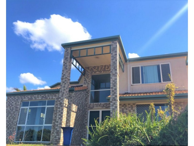 18 Silkyoak Way, Albany Creek QLD 4035