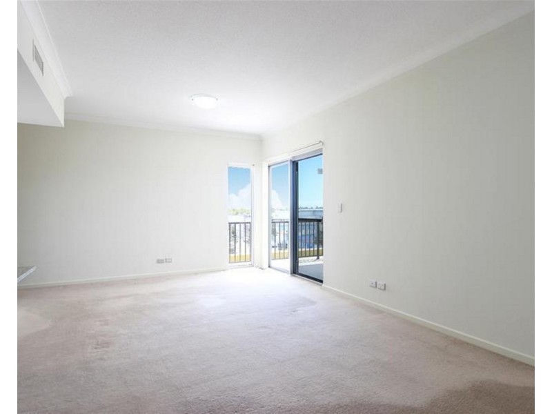 302/1 Kingsmill Street, Chermside QLD 4032