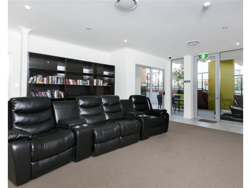 302/1 Kingsmill Street, Chermside QLD 4032