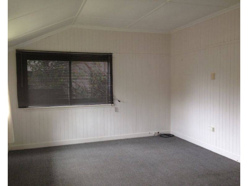 15 Weeroona Street, Chermside QLD 4032