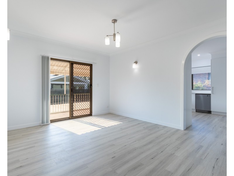 3 Dimboola Street, Bridgeman Downs QLD 4035