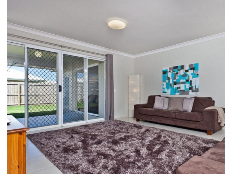 23 Troon Street, North Lakes QLD 4509