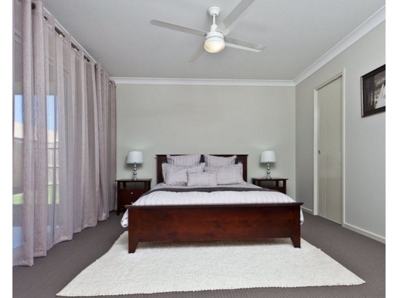 23 Troon Street, North Lakes QLD 4509
