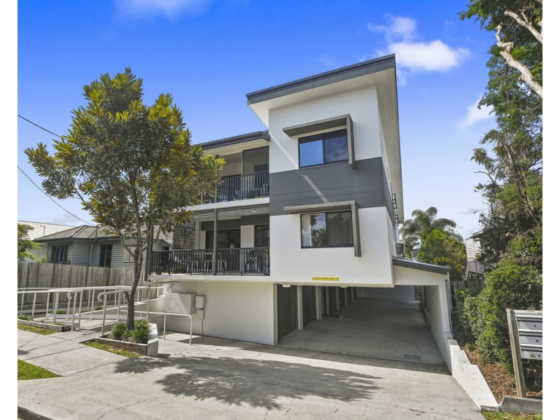 2/5 Binkar Street, Chermside QLD 4032