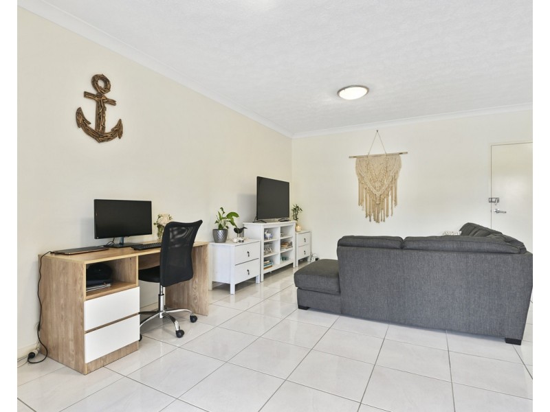 2/5 Binkar Street, Chermside QLD 4032