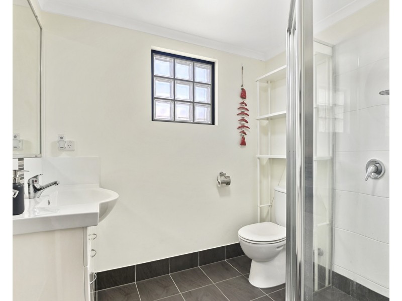 2/5 Binkar Street, Chermside QLD 4032