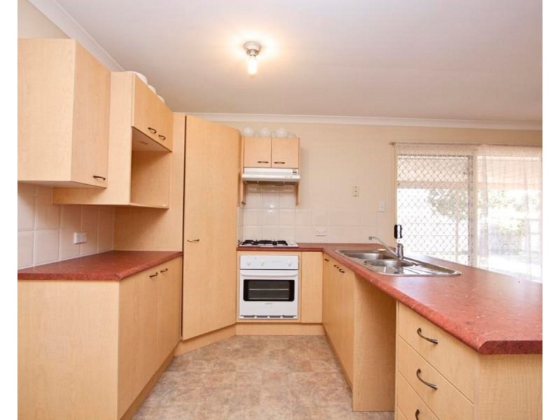 36 Cambridge Crescent, Fitzgibbon QLD 4018