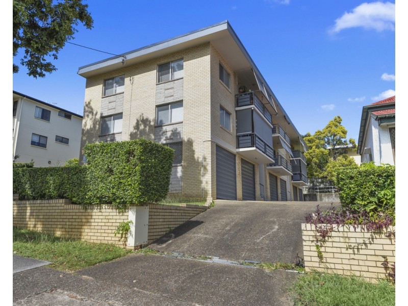 2/8 Lisson Grove, Wooloowin QLD 4030