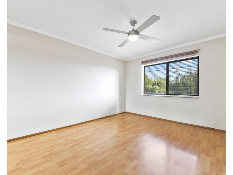 2/8 Lisson Grove, Wooloowin QLD 4030