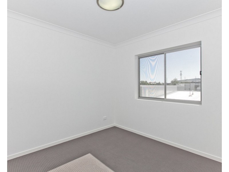 7/23 Grasspan Street, Zillmere QLD 4034