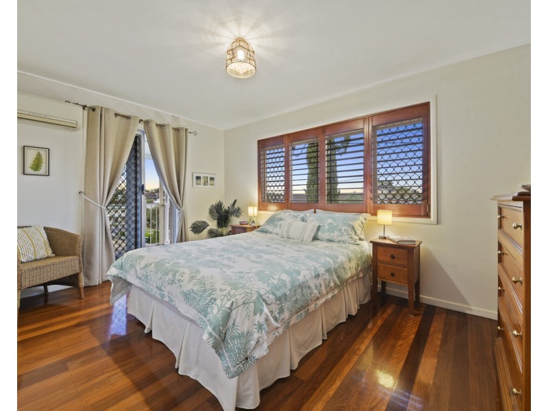 22 Valiant Street, Chermside West QLD 4032