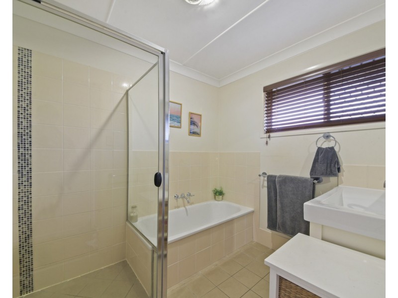 22 Valiant Street, Chermside West QLD 4032