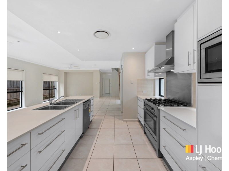 123 White Street, Wavell Heights QLD 4012