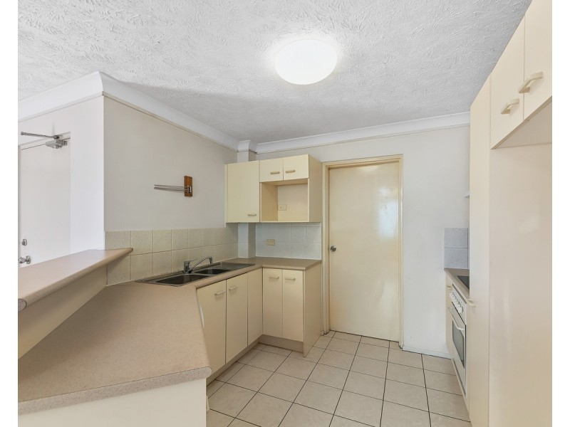 4/2 Halcomb Street, Zillmere QLD 4034