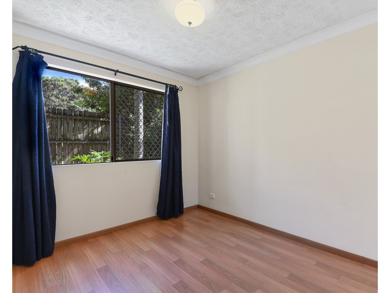 4/2 Halcomb Street, Zillmere QLD 4034