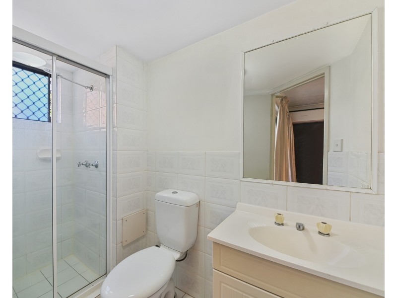 4/2 Halcomb Street, Zillmere QLD 4034