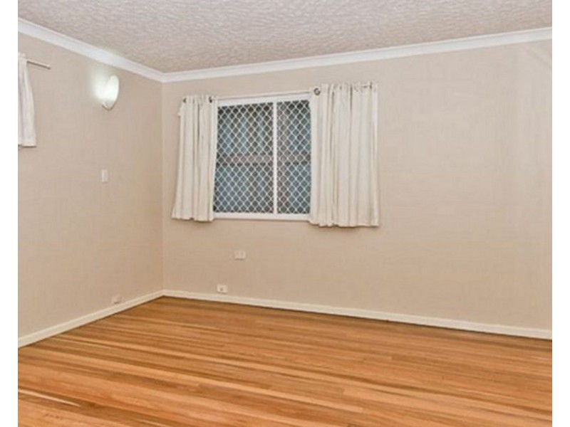 33 Montclair Street, Aspley QLD 4034