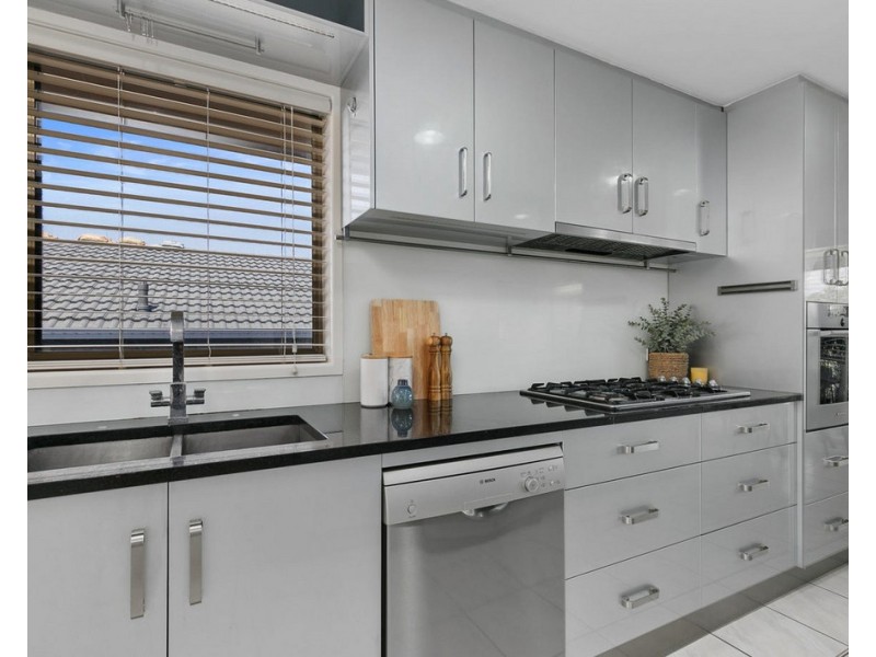 27 McCallum Street, Carseldine QLD 4034