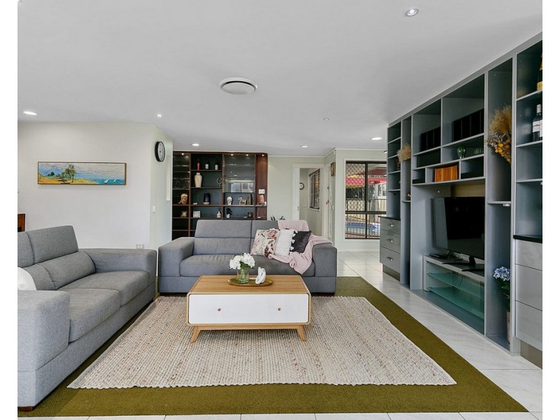 27 McCallum Street, Carseldine QLD 4034