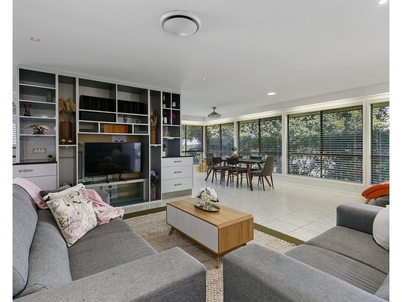 27 McCallum Street, Carseldine QLD 4034