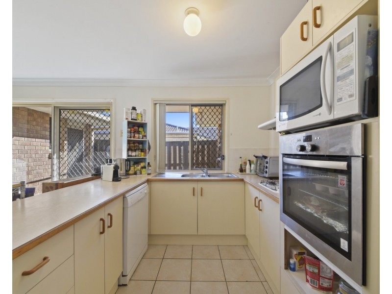152 Silkyoak Circuit, Fitzgibbon QLD 4018